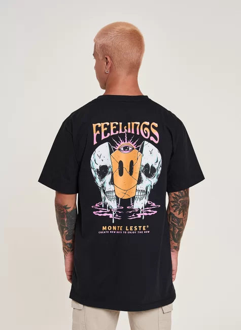 Camiseta Regular Estampada - Feelings