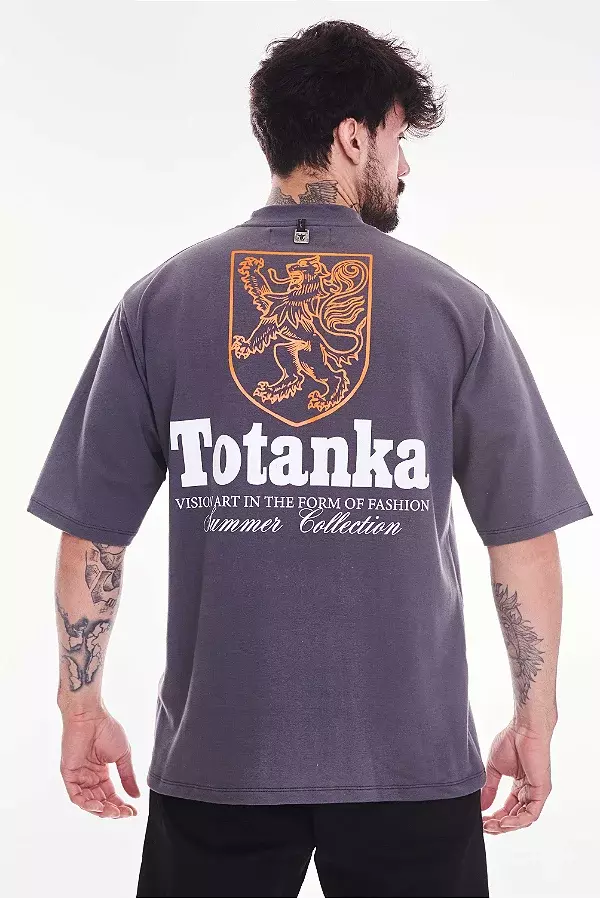 CAMISETA OVERSIZED TOTANKA FORM OF FASHION