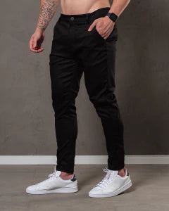 CALÇA ALFAIATARIA SLIM CROPPED PRETA CETIM